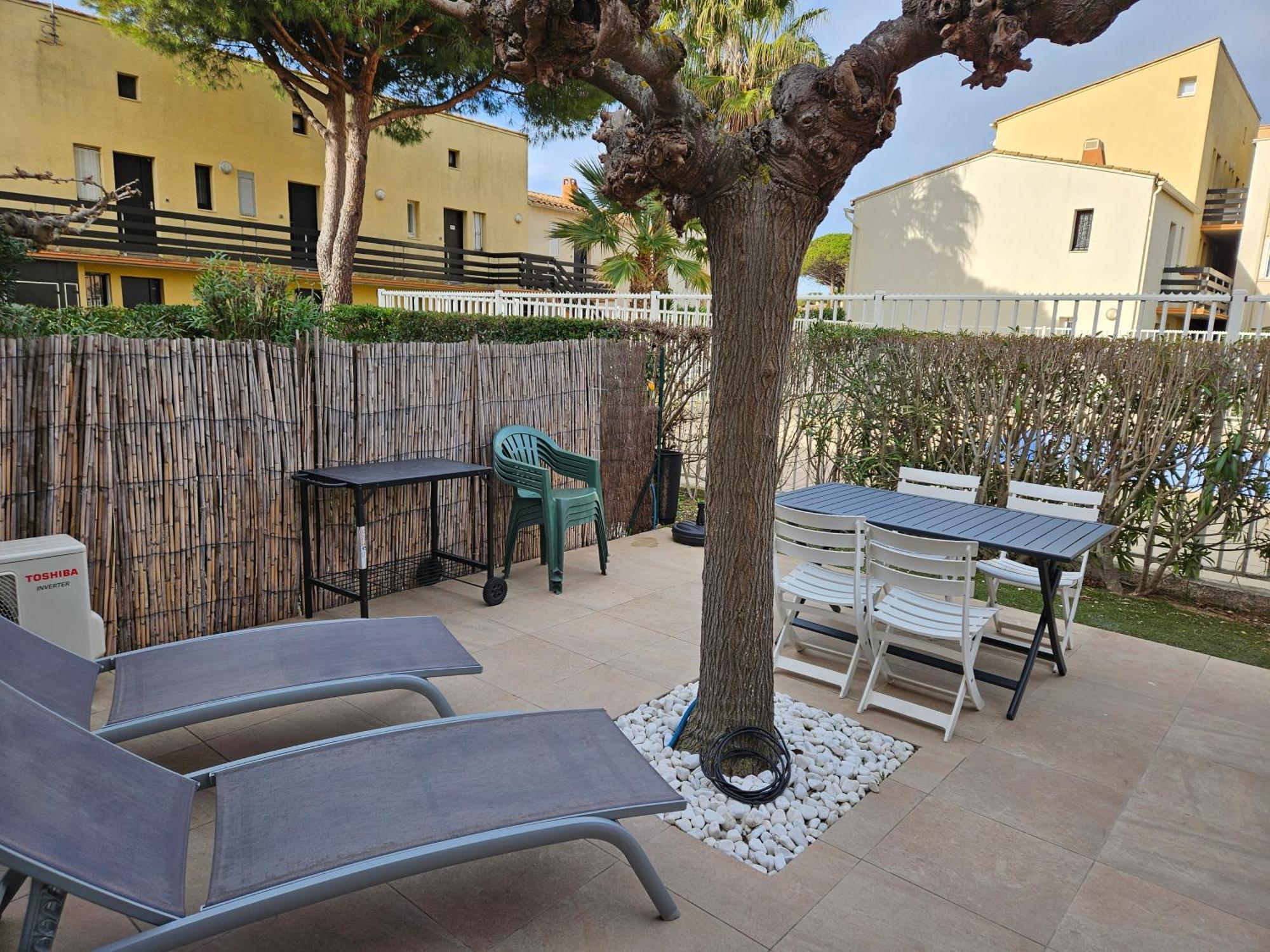 Cap D'Agde - Residence Estivales - Proche Naturiste - Terrasse - Wifi - Parking - Piscine - Clim 외부 사진